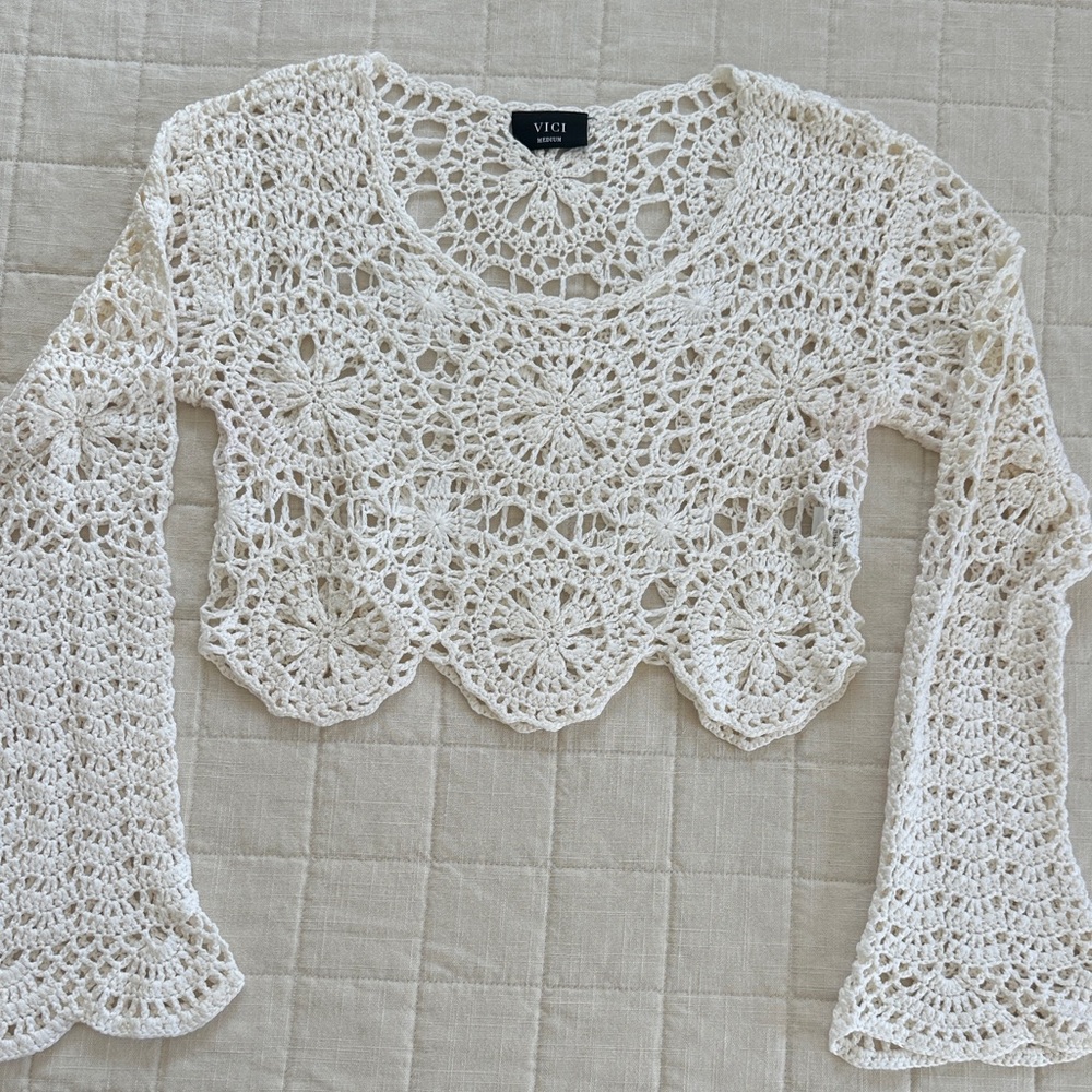 Vici Crochet Lace Crop Top in Cream